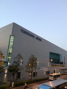 横アリ