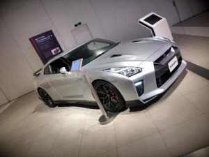 日産ギャラリーR35